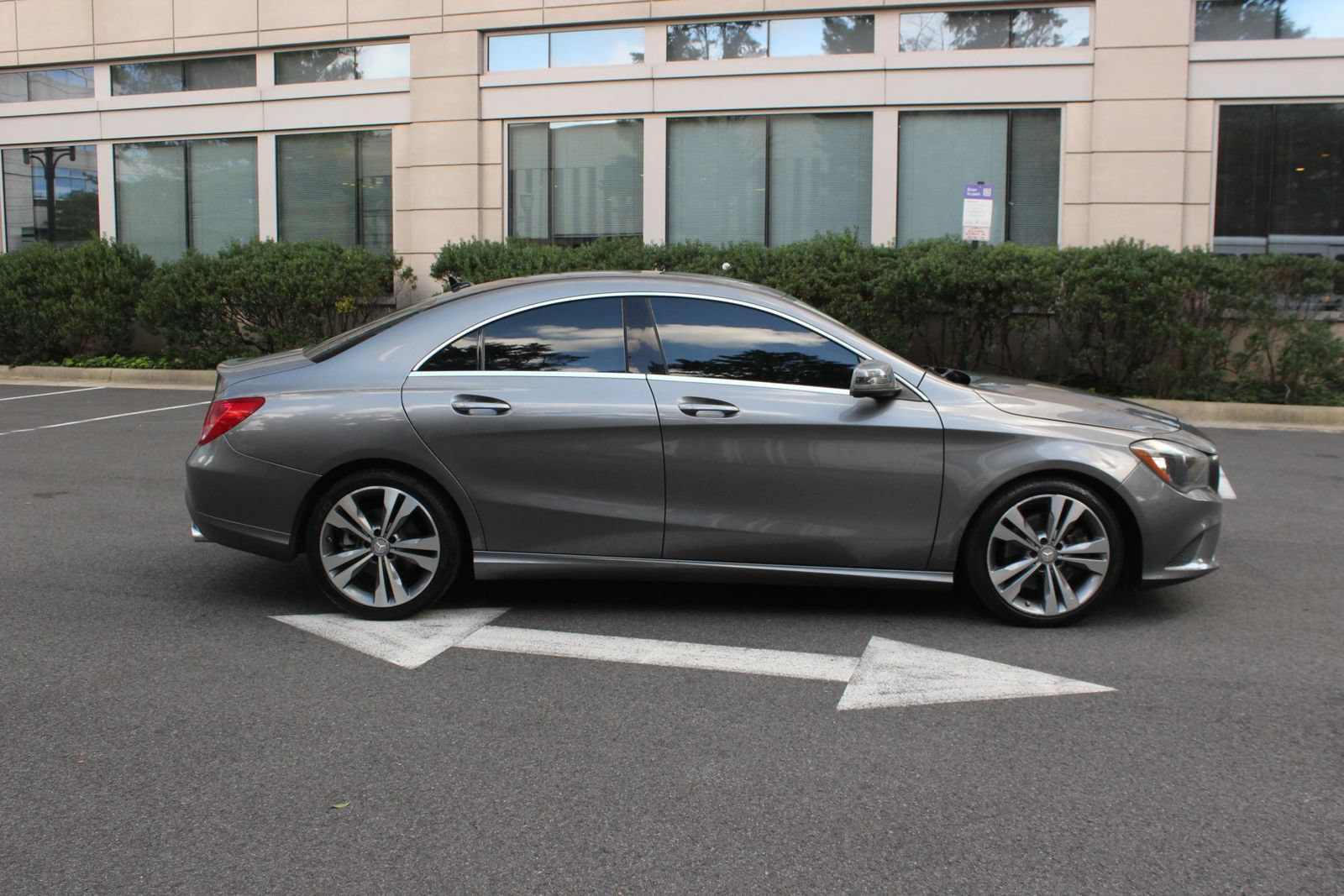 Used 2016 Mercedes-Benz CLA 250 image 6