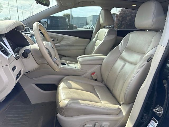 Used 2016 Nissan Murano SL w/ SL Technology Package FWD image 6