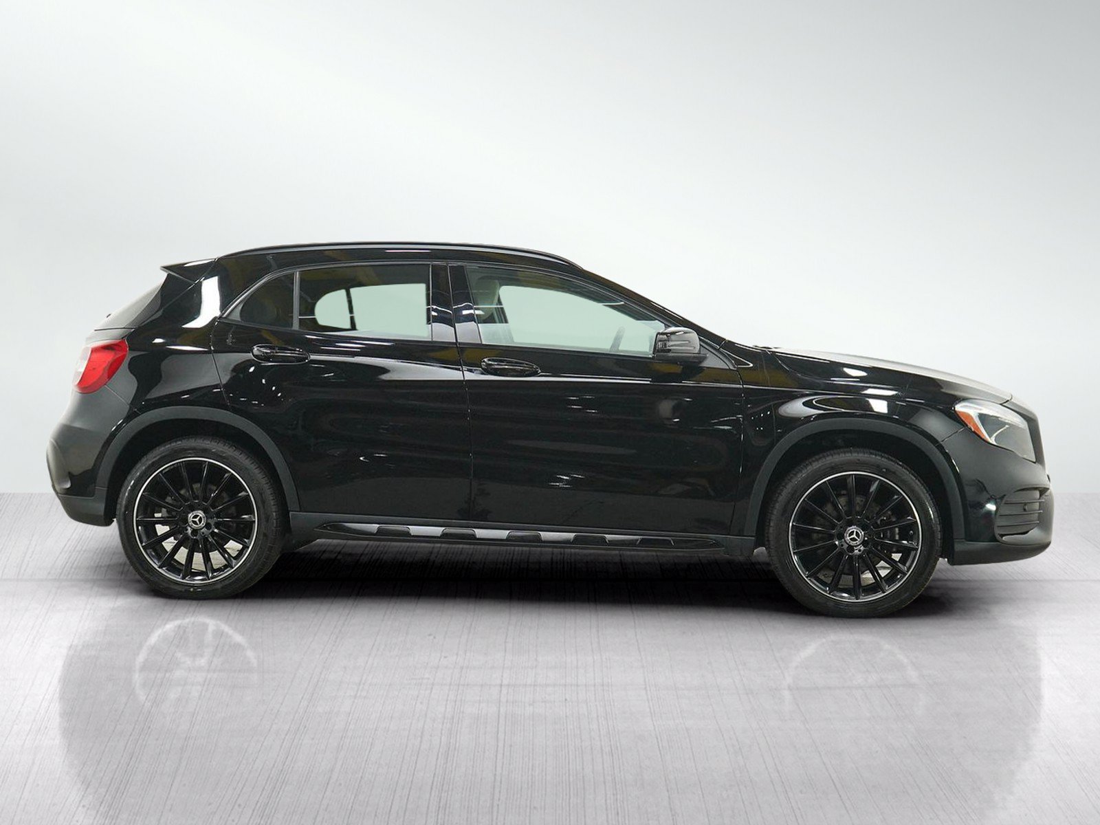 Used 2018 Mercedes-Benz GLA 250 4MATIC image 6