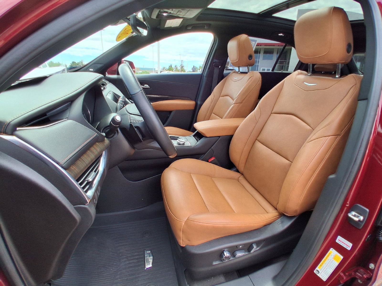 Used 2020 Cadillac XT4 Sport AWD/4WD image 17