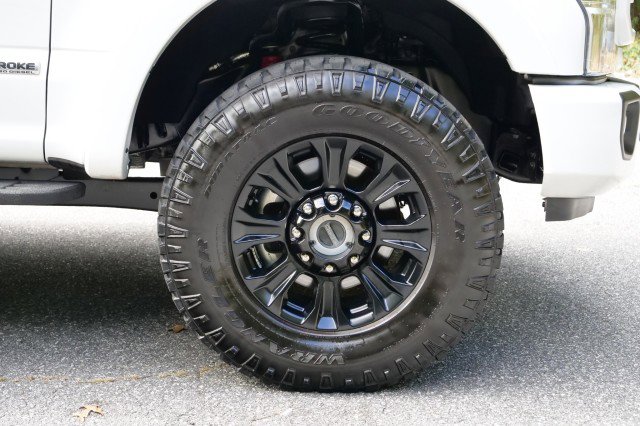 Used 2022 Ford F250 Lariat w/ Tremor Off-Road Package image 46