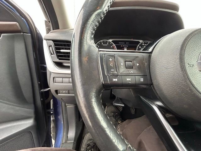 Used 2021 Nissan Rogue SV w/ Premium Package image 14