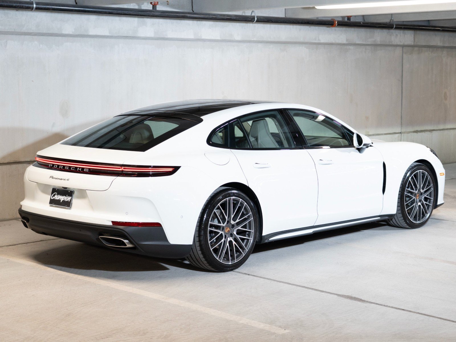 New 2026 Porsche Panamera 4 AWD/4WD image 9