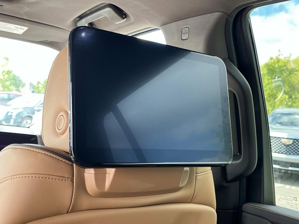 New 2026 Cadillac Escalade Luxury w/ Touring Package image 19