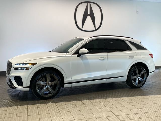 Used 2023 Genesis GV70 3.5T Sport w/ Sport Prestige Package image 3
