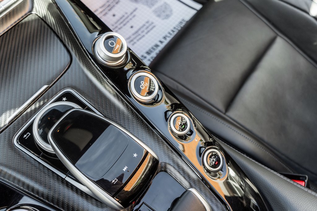 Used 2018 Mercedes-Benz AMG GT Roadster w/ Lane Tracking Package image 25