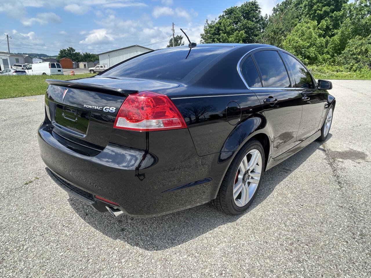 Used 2008 Pontiac G8 w/ Premium Package RWD image 6