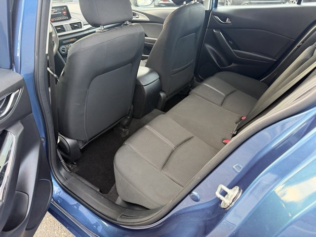 Used 2018 MAZDA MAZDA3 Sport w/ Preferred Equipment Package image 8