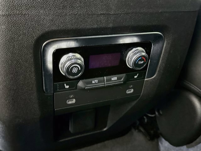 Used 2023 GMC Yukon AT4 AWD/4WD image 26
