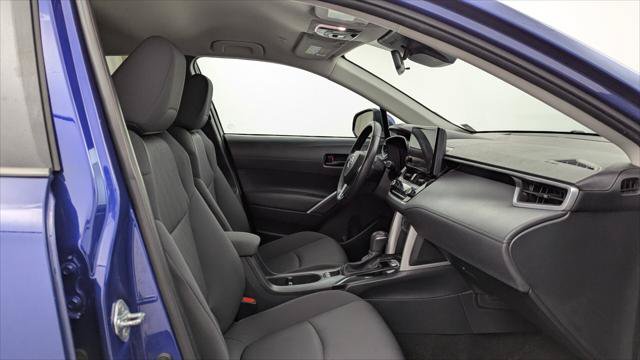 Used 2023 Toyota Corolla Cross LE FWD image 23