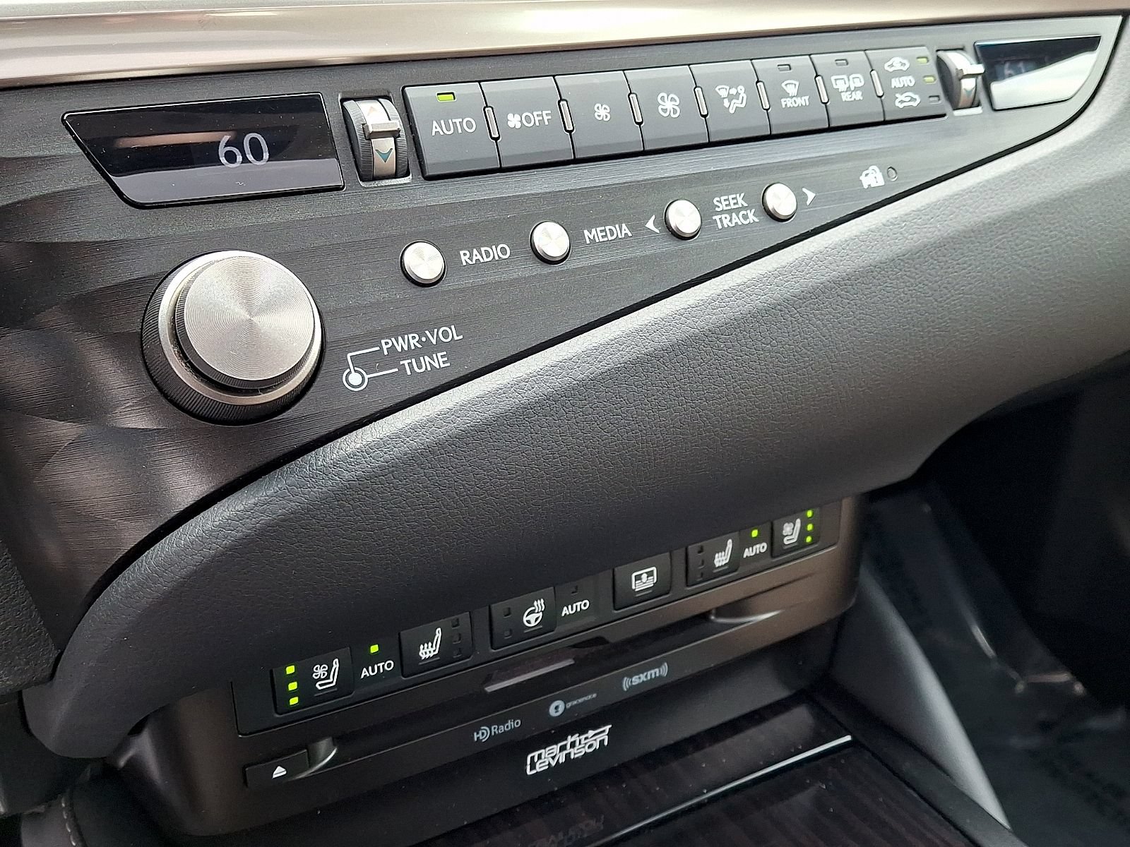 Used 2021 Lexus ES 350 Ultra Luxury w/ Accessory Package 2 FWD image 16