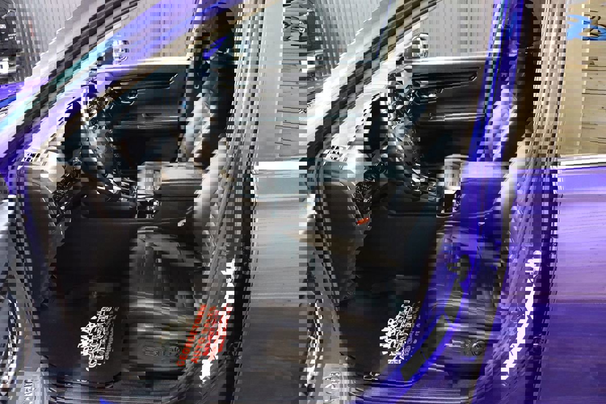 Used 2025 Honda CR-V EX-L image 33