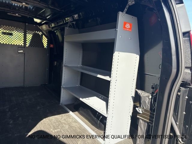 New 2025 Chevrolet Express 2500 Work Van w/ Driver Convenience Package image 5