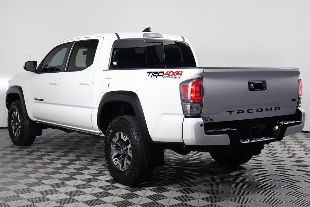 Used 2023 Toyota Tacoma TRD Off-Road w/ Technology Package AWD/4WD image 6