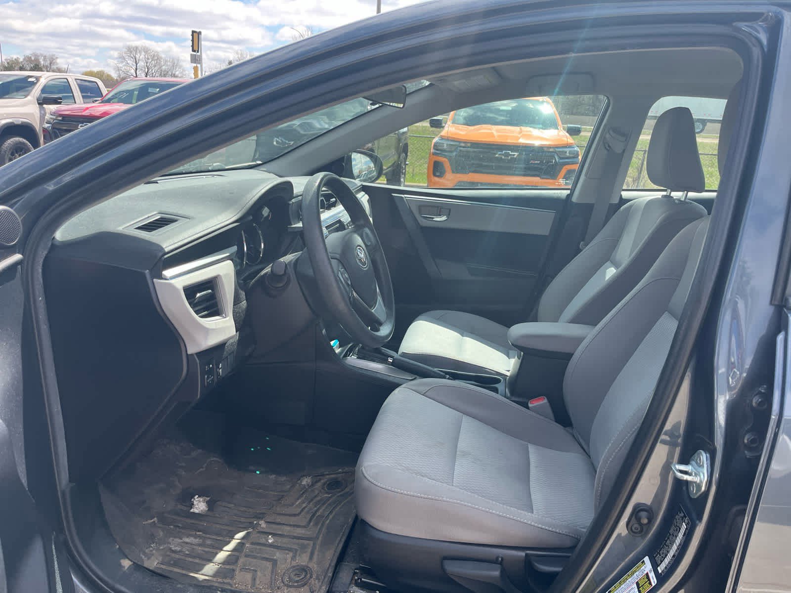 Used 2016 Toyota Corolla LE FWD image 8