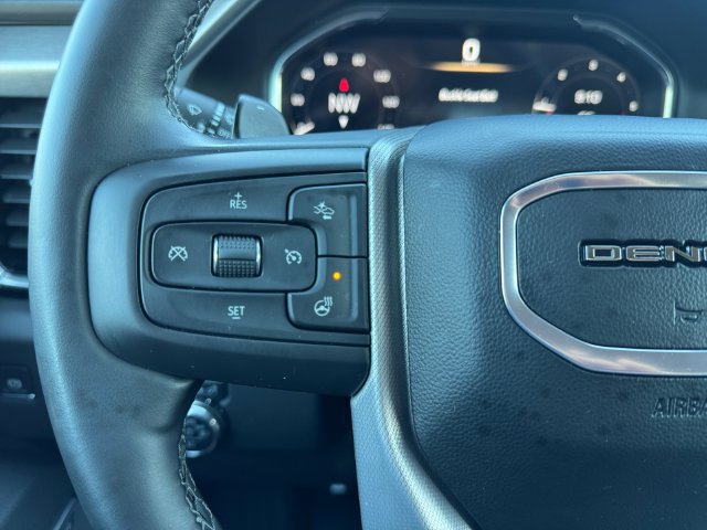 Used 2025 GMC Sierra 1500 Denali w/ Technology Package AWD/4WD image 13