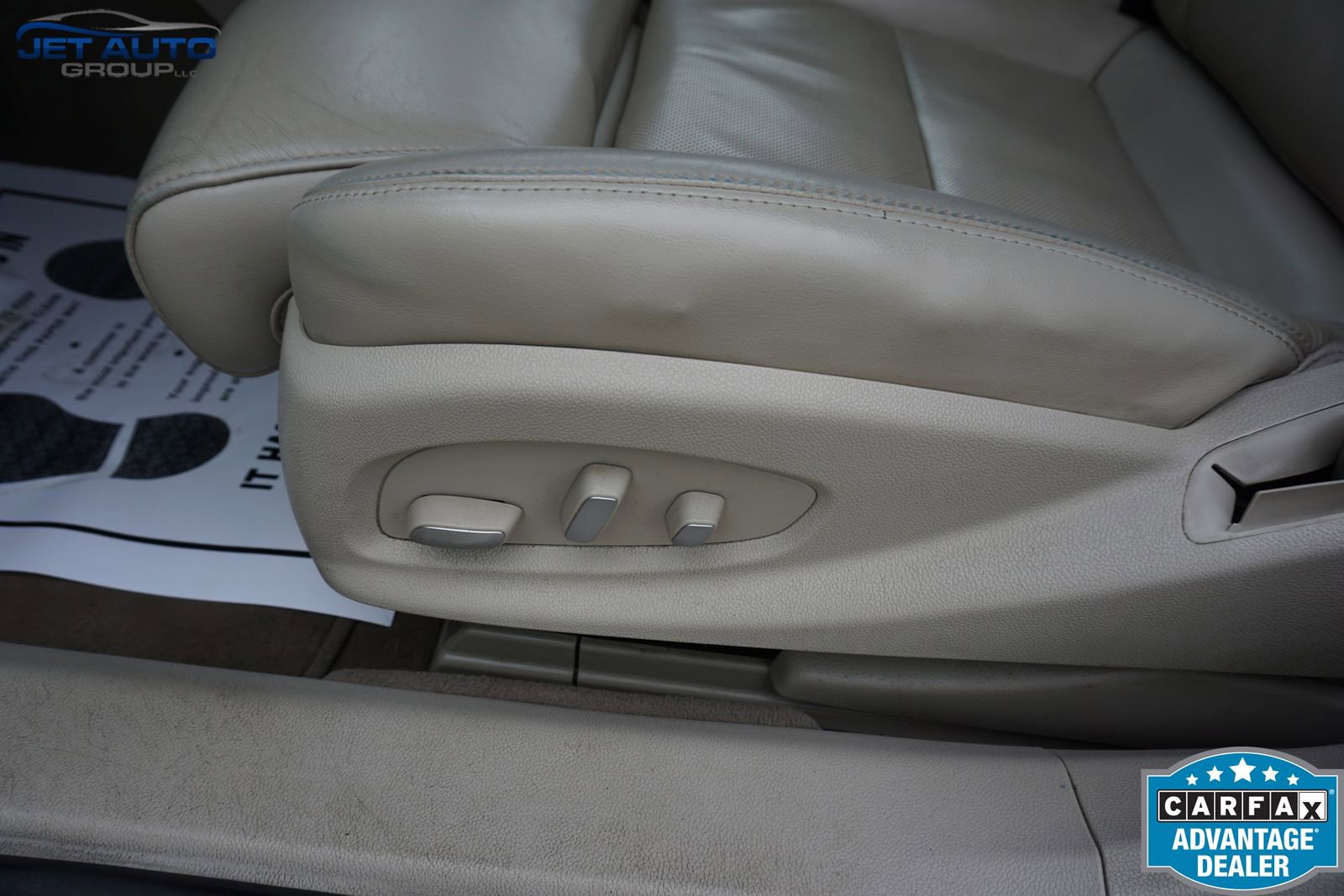 Used 2013 Cadillac XTS Luxury w/ Driver Awareness Package AWD/4WD image 26
