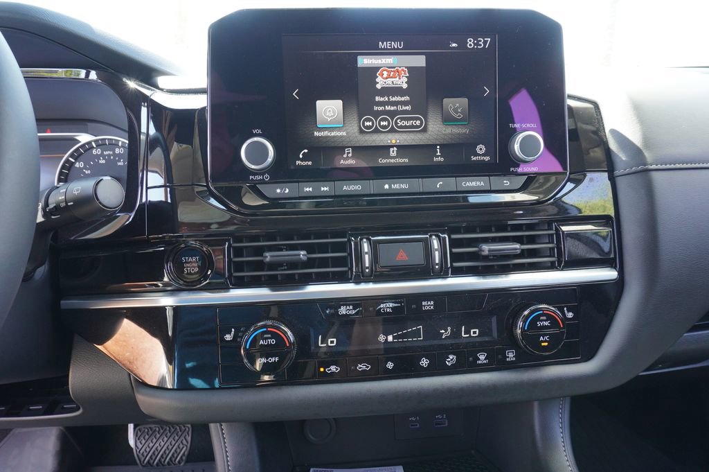 New 2025 Nissan Pathfinder SV image 20