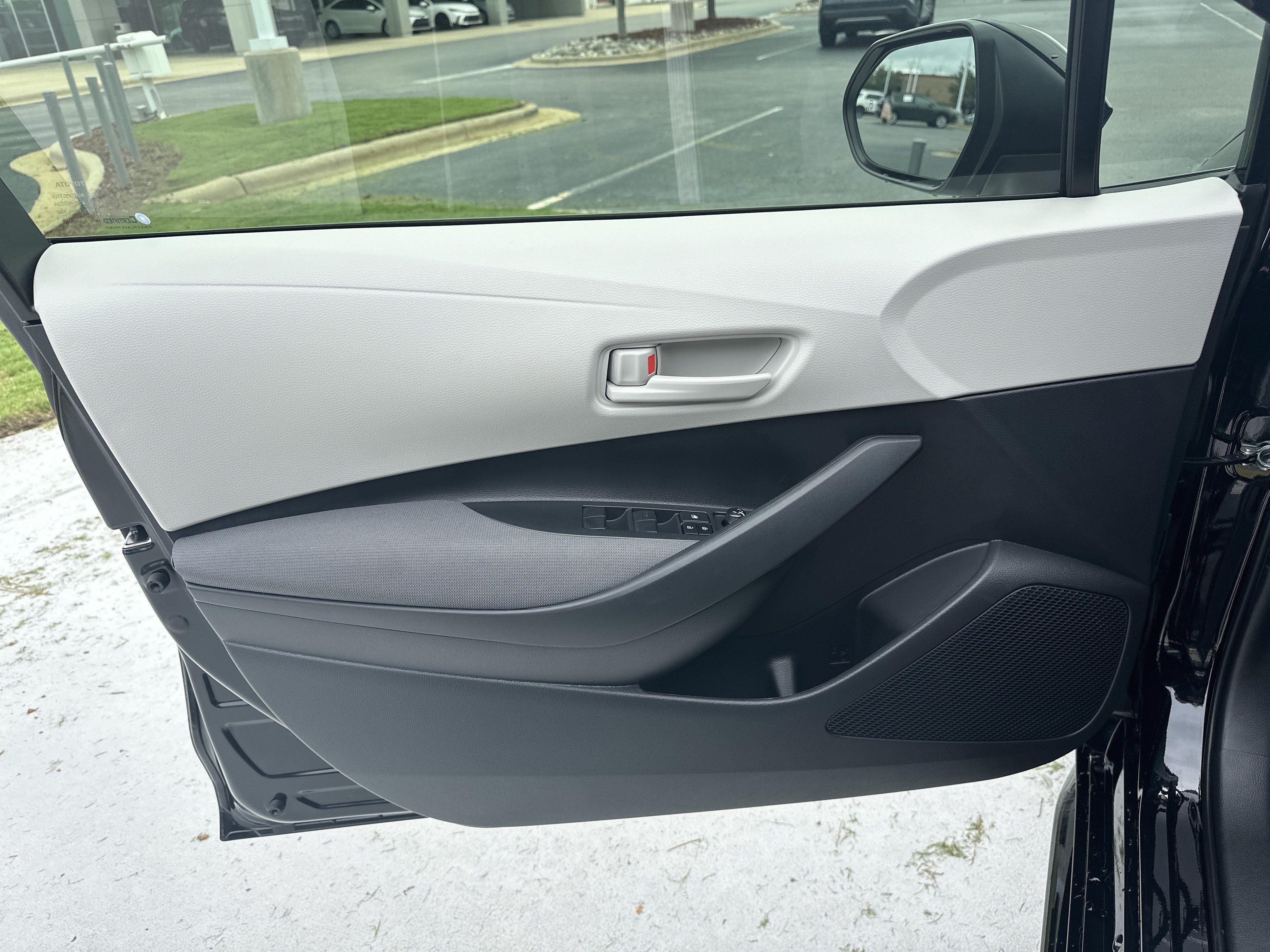 Certified 2026 Toyota Corolla LE FWD image 14