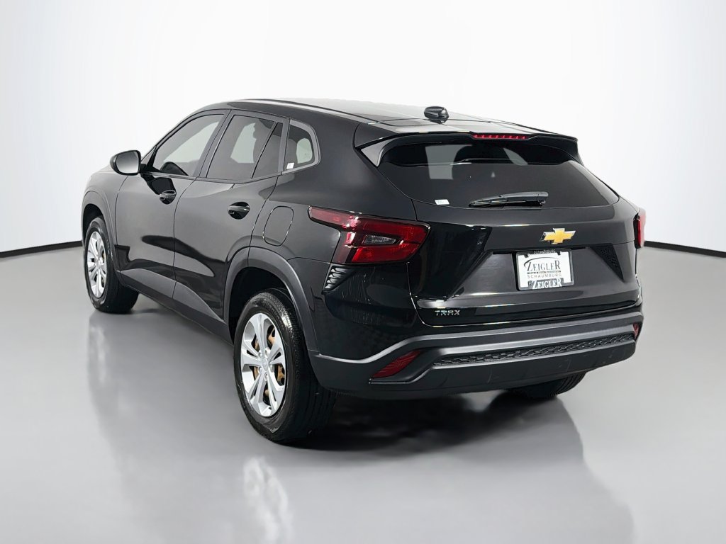 Used 2024 Chevrolet Trax LS FWD image 5