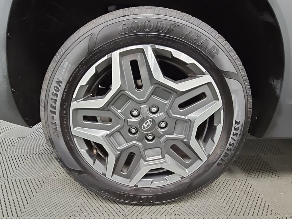 Used 2022 Hyundai Santa Fe Limited image 45