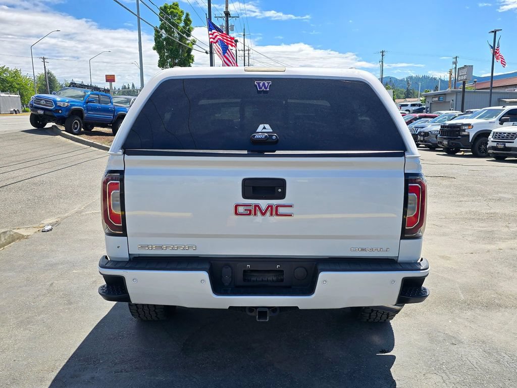 Used 2016 GMC Sierra 1500 Denali w/ Enhanced Driver Alert Package AWD/4WD image 6