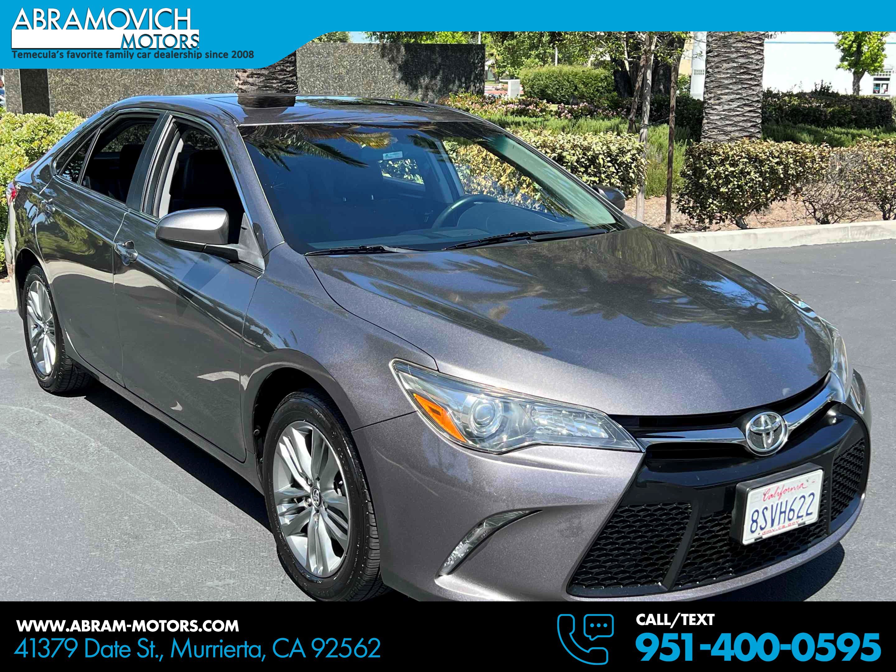 Used 2017 Toyota Camry SE w/ Moonroof Package FWD image 1
