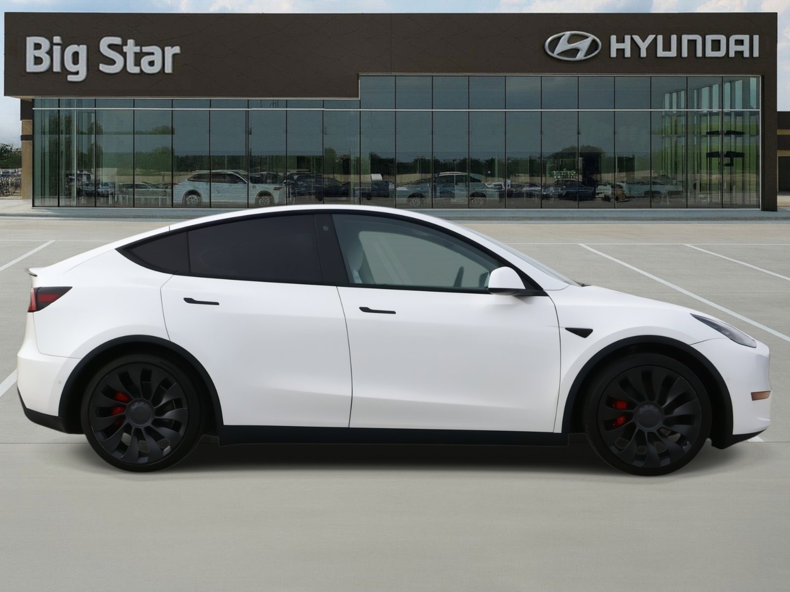 Used 2022 Tesla Model Y Performance image 5