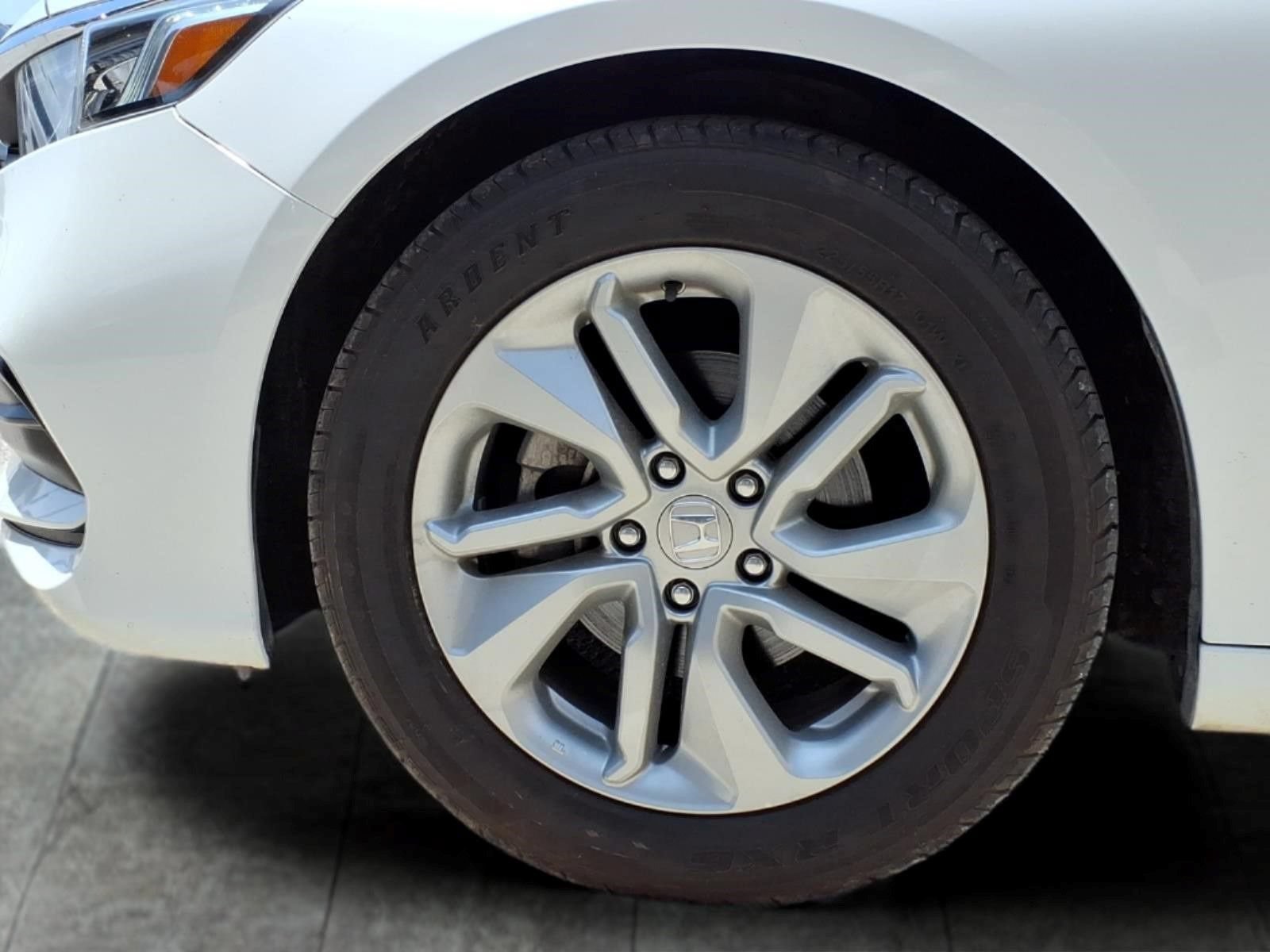 Used 2020 Honda Accord LX image 11