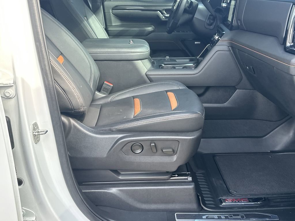 Used 2024 GMC Sierra 2500 AT4 w/ AT4 Premium Plus Package image 14