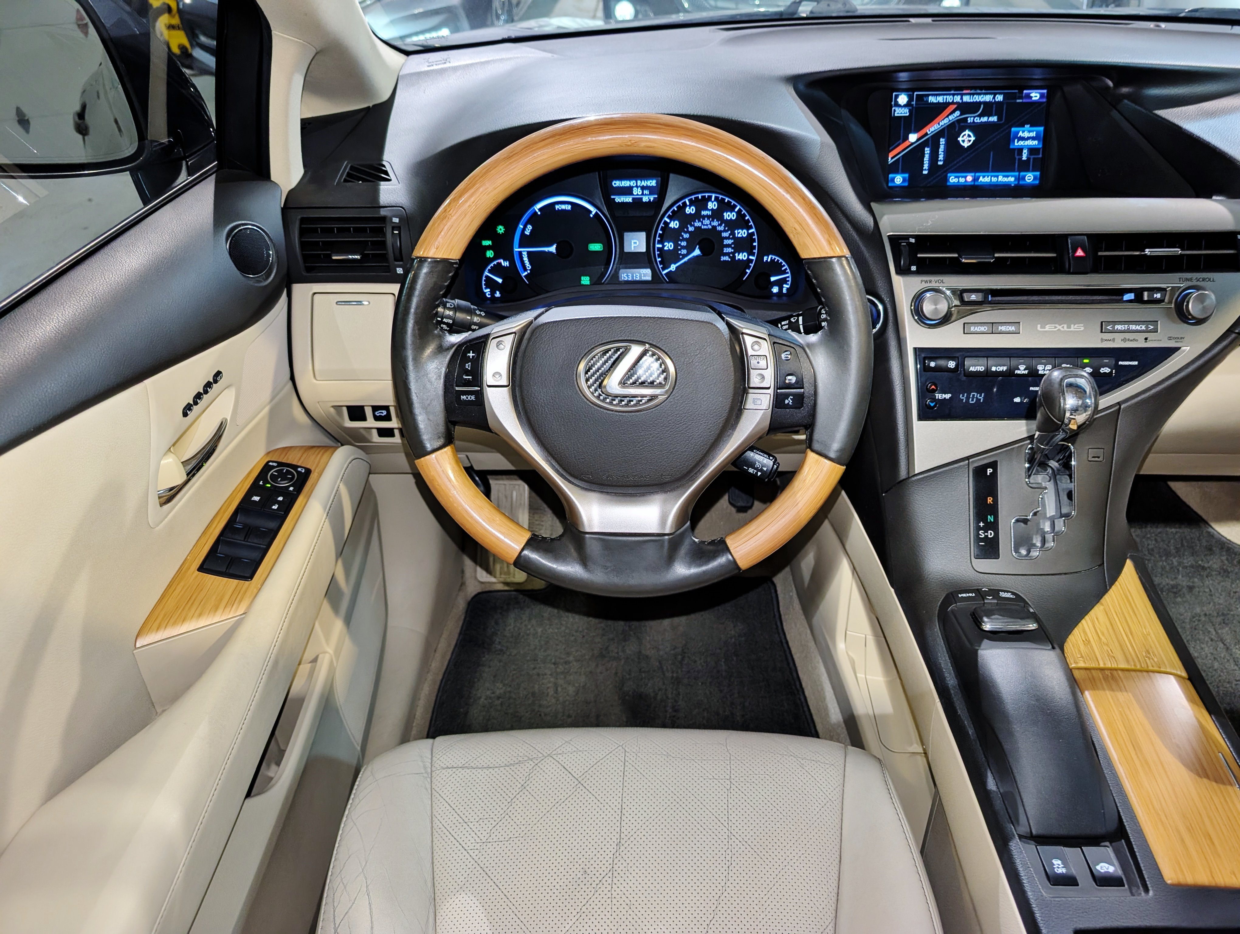 Used 2015 Lexus RX 450h AWD image 3