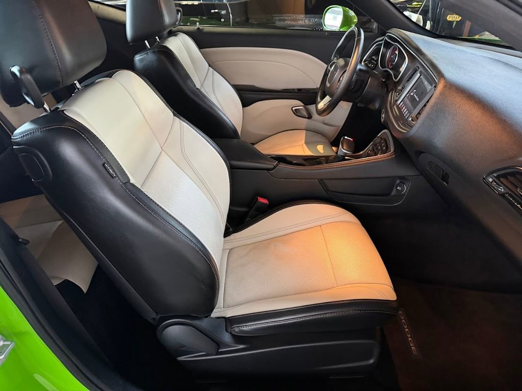 Used 2017 Dodge Challenger SXT Plus image 14