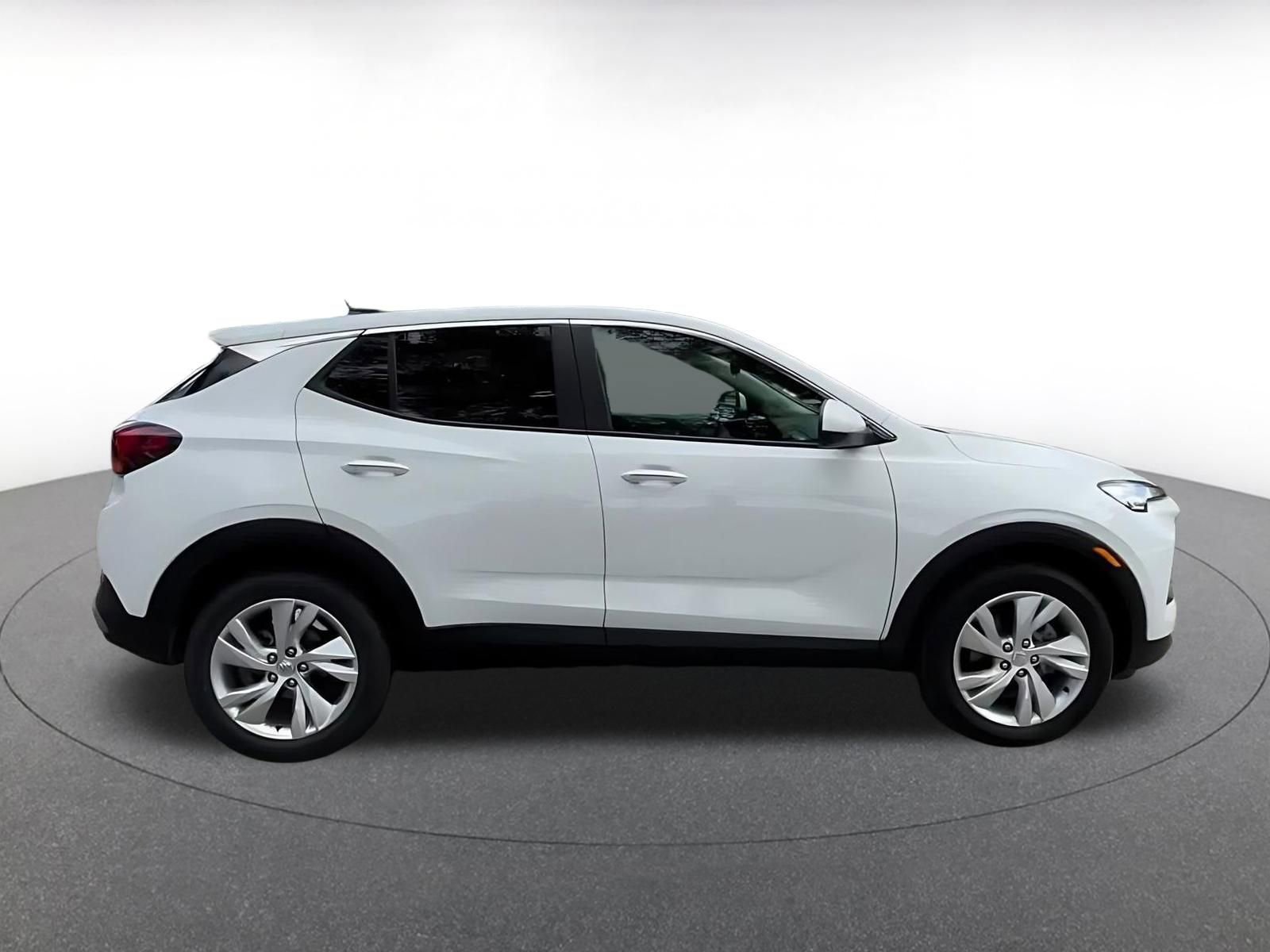Used 2025 Buick Encore GX Preferred image 16