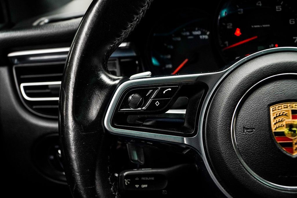 Used 2019 Porsche Macan Base image 29
