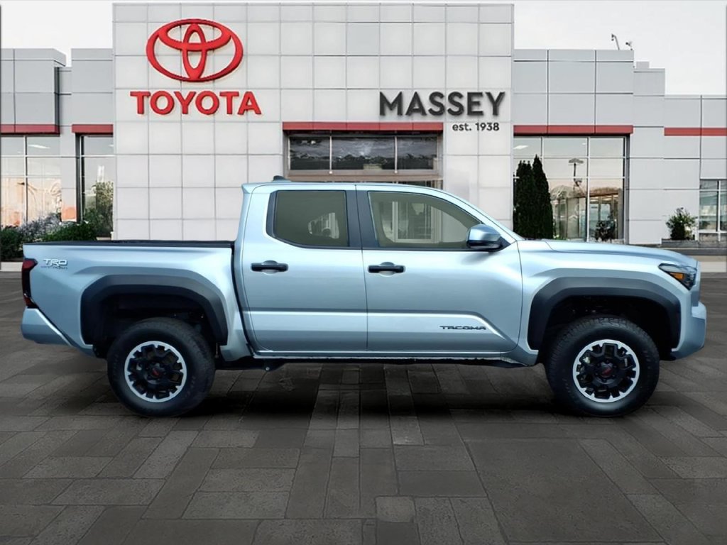 Used 2024 Toyota Tacoma TRD Off-Road AWD/4WD image 3