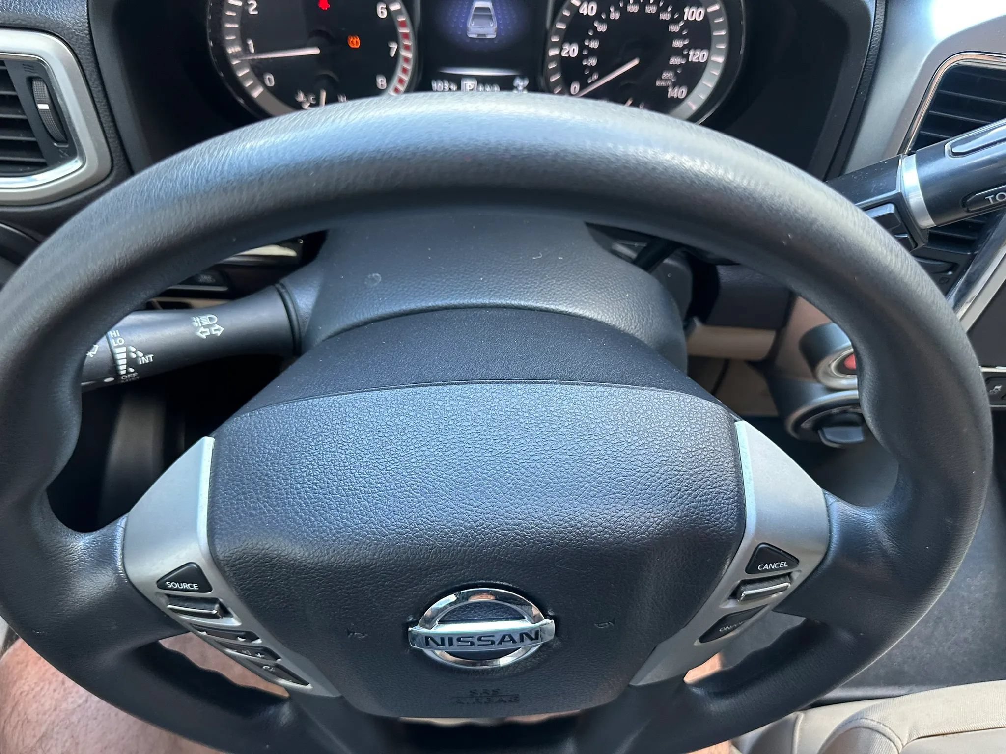 Used 2017 Nissan Titan SV AWD/4WD image 35