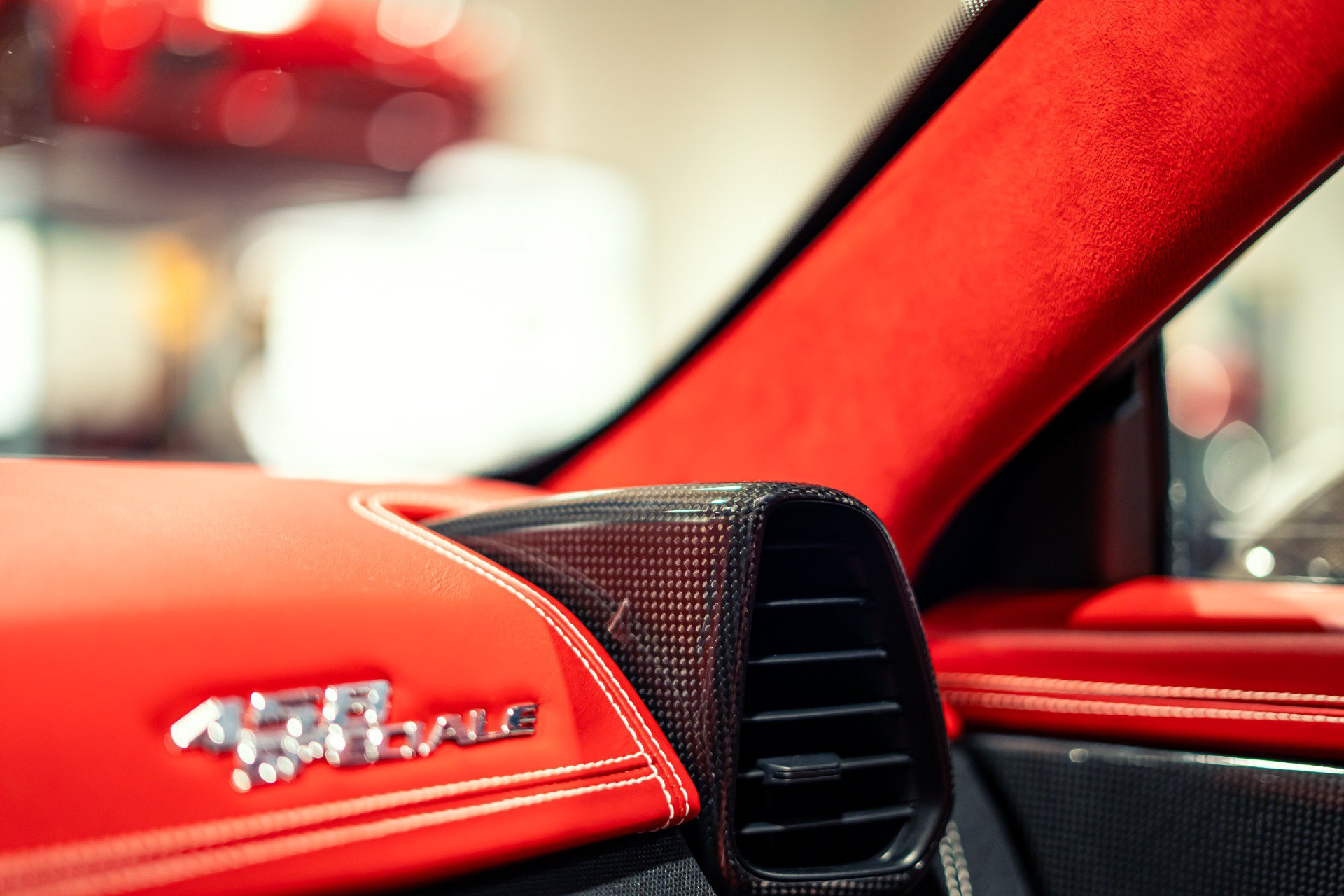 Used 2015 Ferrari 458 Speciale Coupe RWD image 30