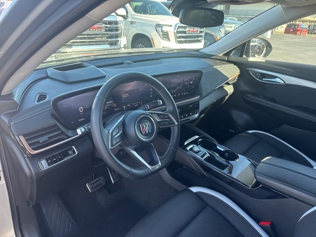 Used 2025 Buick Envision Sport Touring image 10