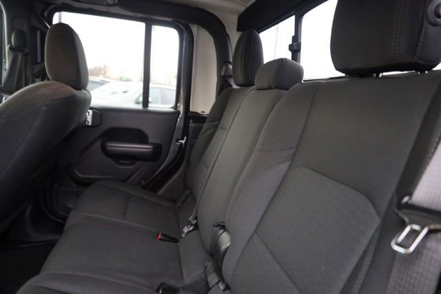 Used 2021 Jeep Gladiator Sport image 31