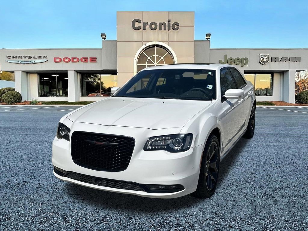 Used 2023 Chrysler 300 S w/ Comfort Group image 7