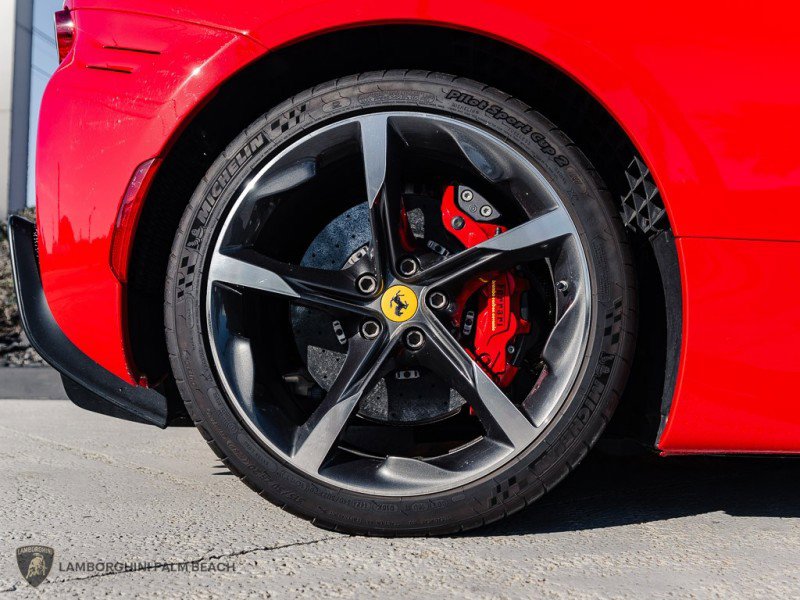 Used 2022 Ferrari SF90 Stradale image 35