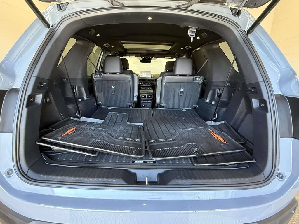 Used 2024 Honda Pilot TrailSport image 17