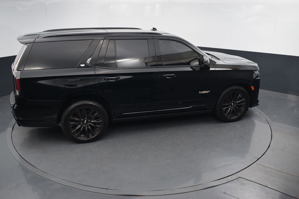 Used 2024 Cadillac Escalade V w/ LPO, ONYX Package image 54