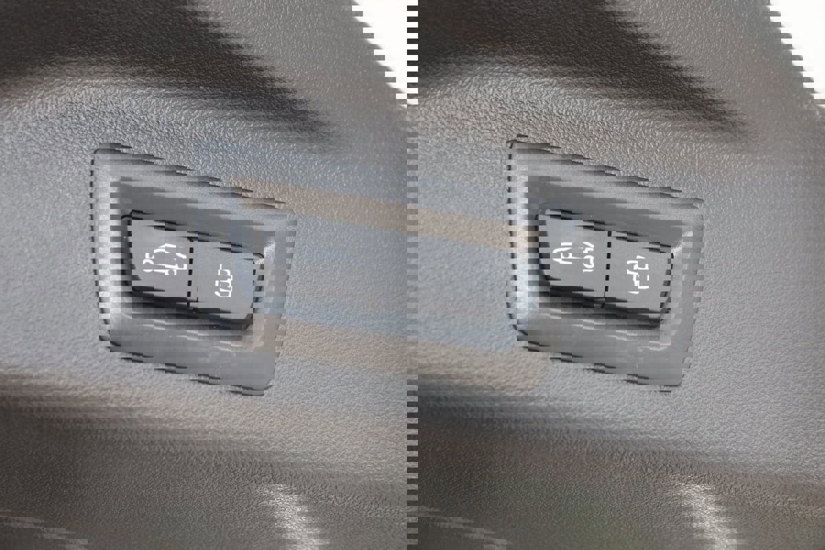 Used 2023 BMW X7 xDrive40i w/ M Sport Package image 80