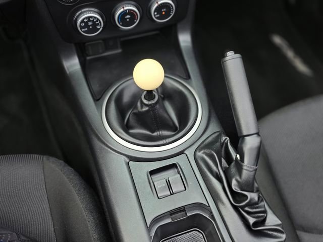 Used 2015 MAZDA MX-5 Miata Sport image 20