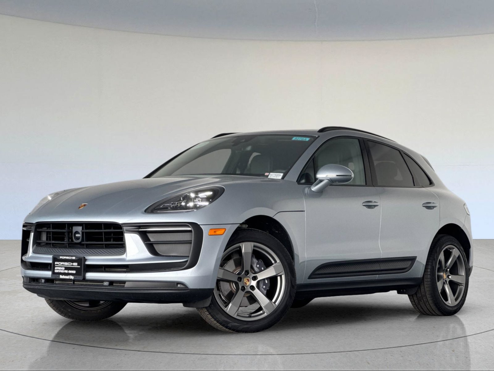Certified 2025 Porsche Macan