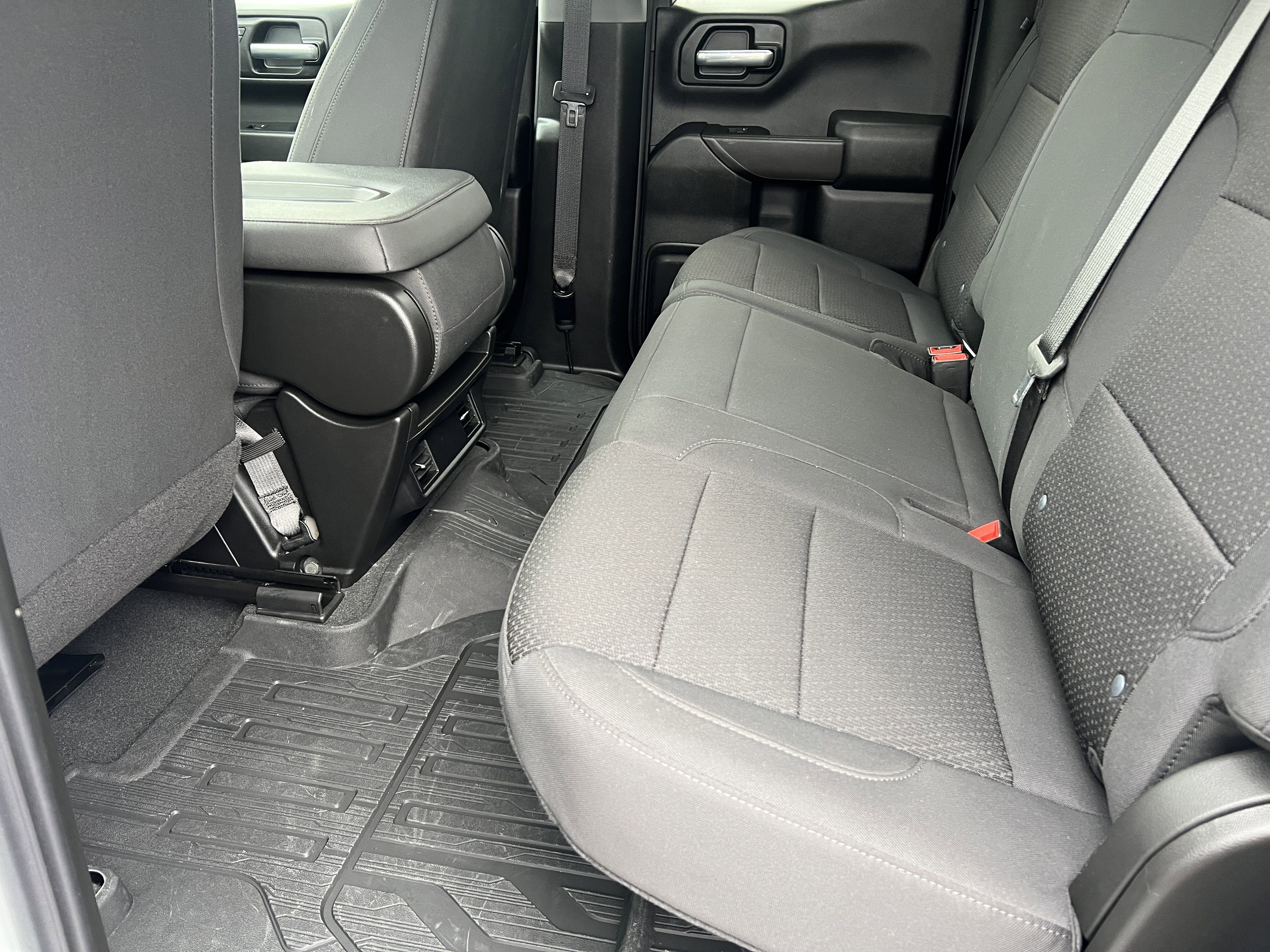 Certified 2025 GMC Sierra 1500 Pro w/ Graphite Edition image 16