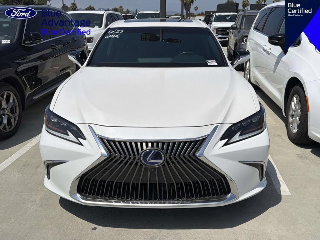 Used 2021 Lexus ES 300h w/ Luxury Package FWD image 15