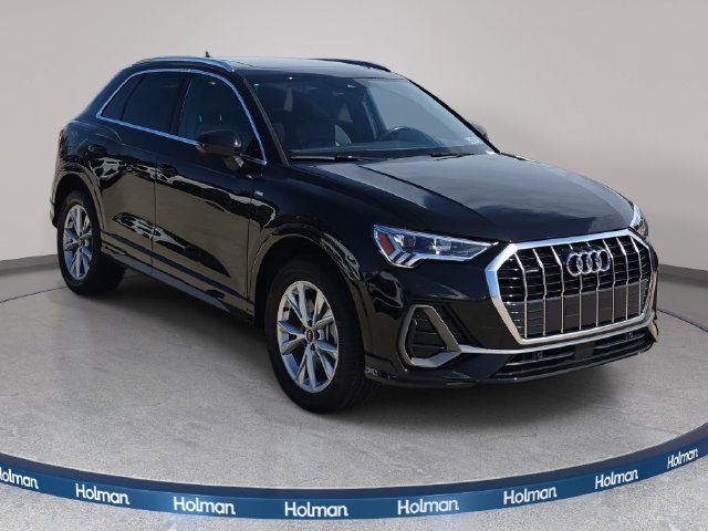 Used 2023 Audi Q3 2.0T Premium AWD/4WD image 4