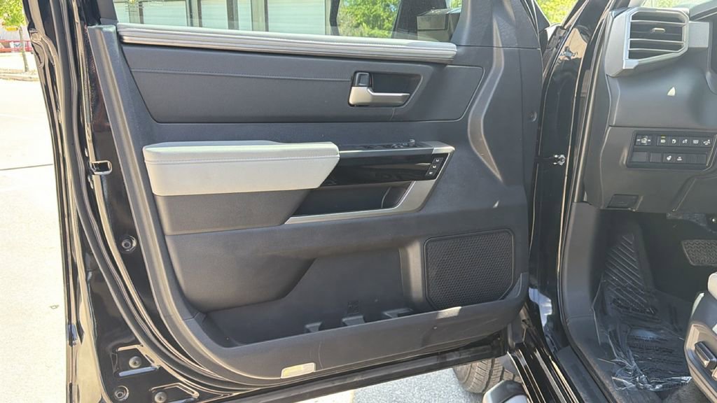 Used 2023 Toyota Tundra Limited image 13